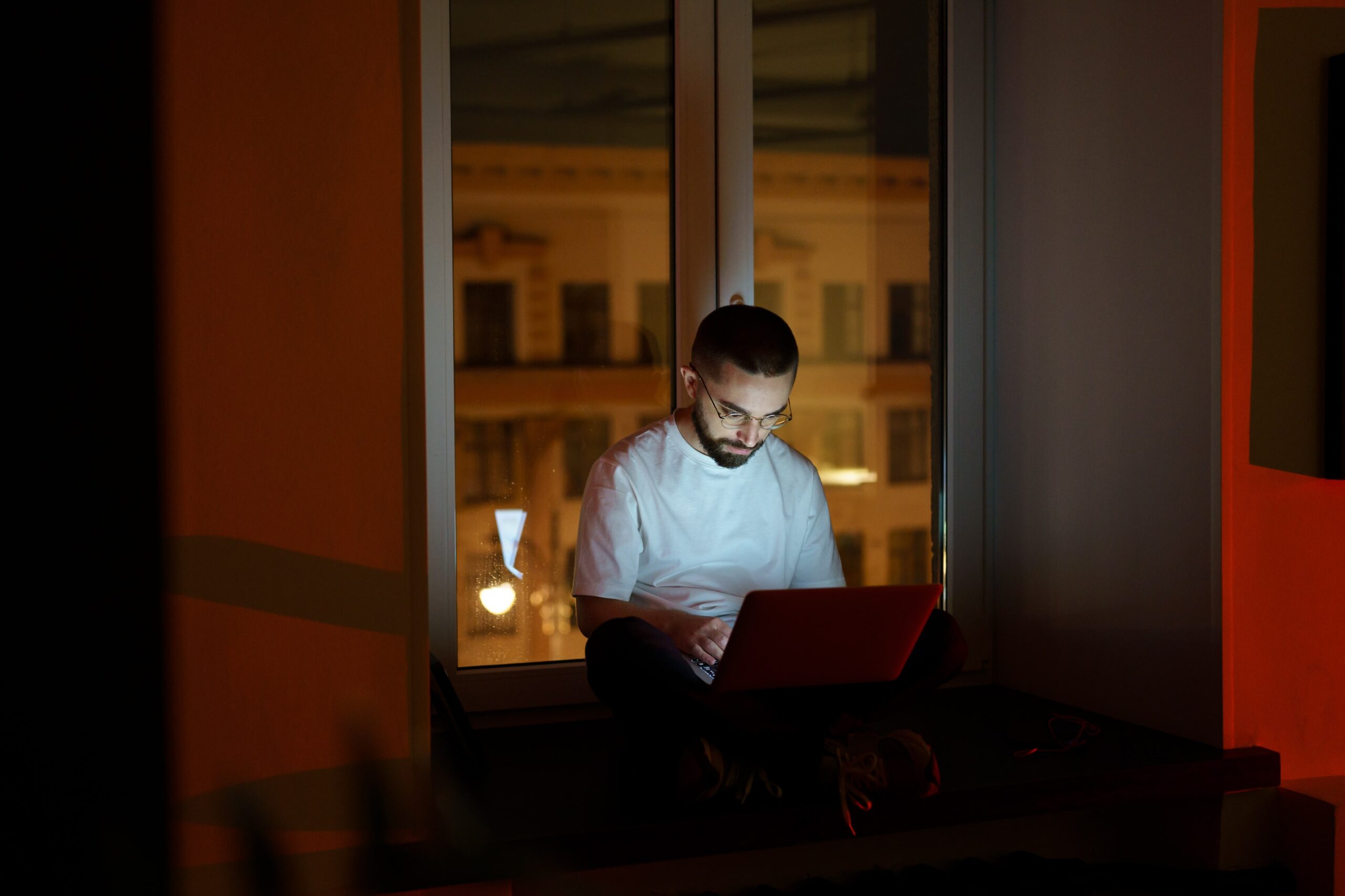 Insider risk vs insider threat